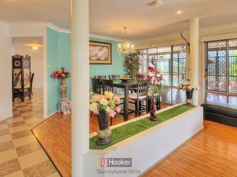 76 Azalea Crescent, Calamvale QLD 4116