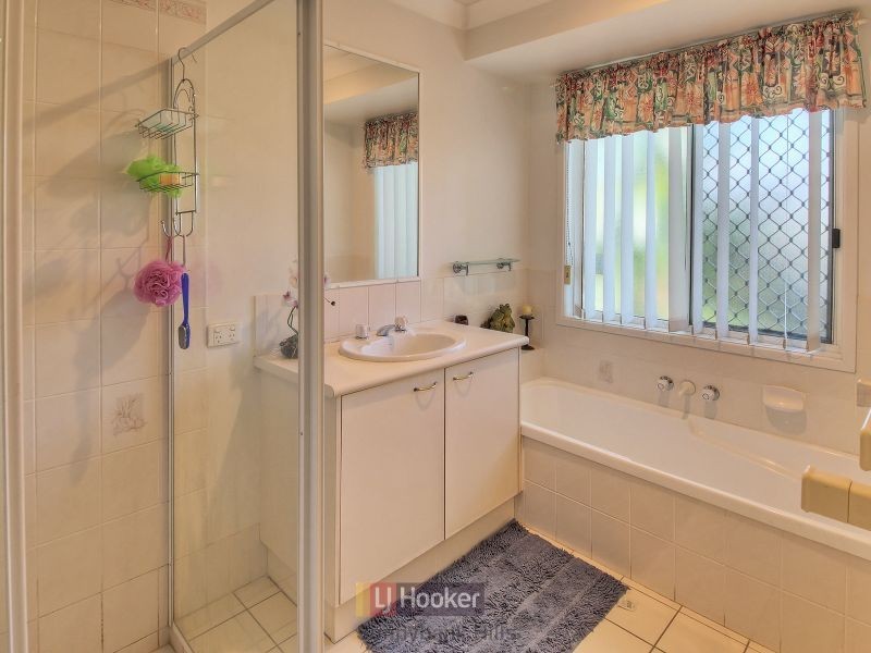 76 Azalea Crescent, Calamvale QLD 4116