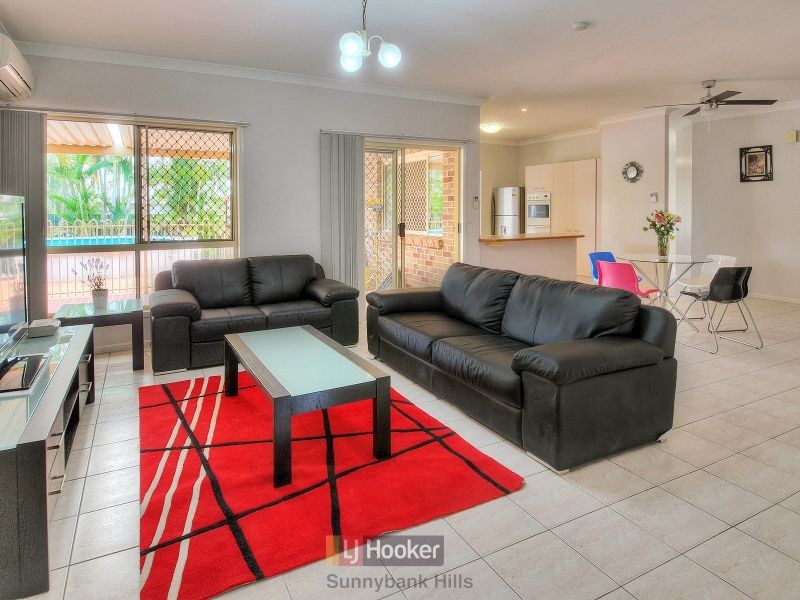 1 Violet Place, Calamvale QLD 4116
