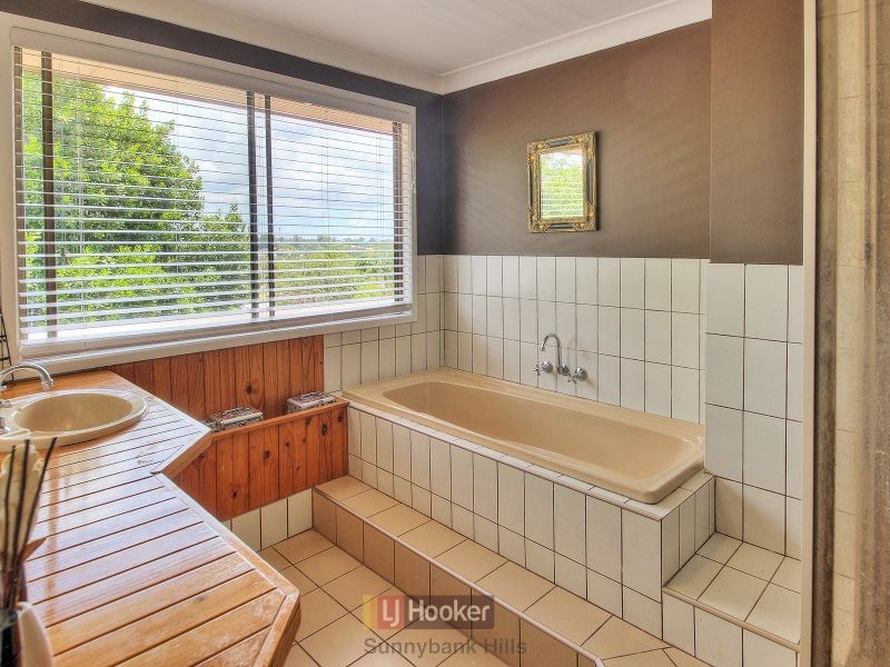 4 Squires Street, Sunnybank Hills QLD 4109