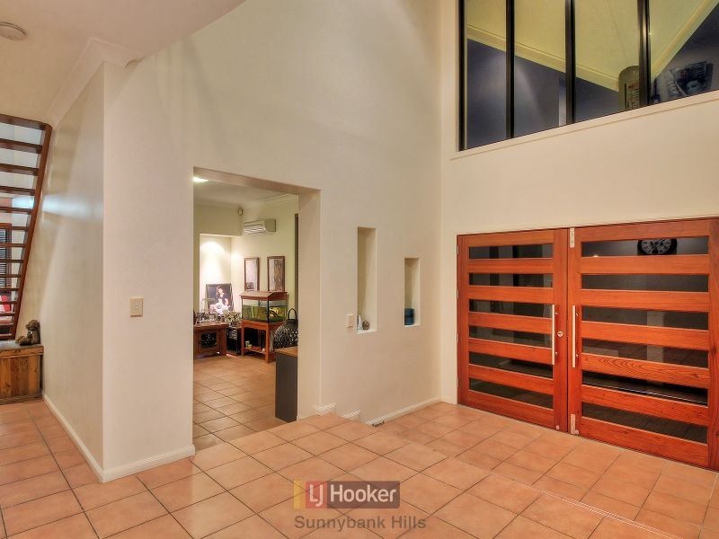 80 Golden Rain Place, Stretton QLD 4116