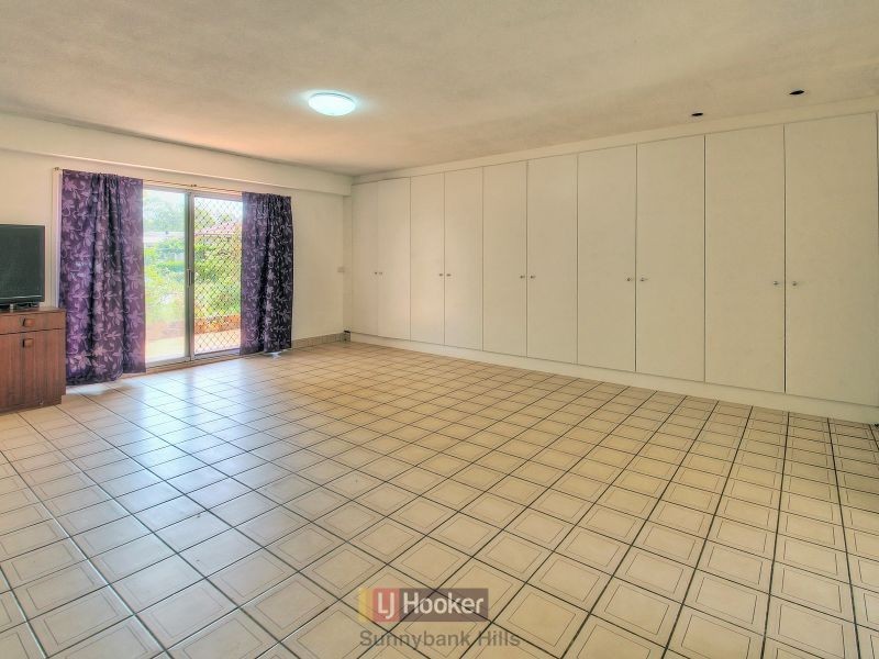 1 Skipton Street, Macgregor QLD 4109