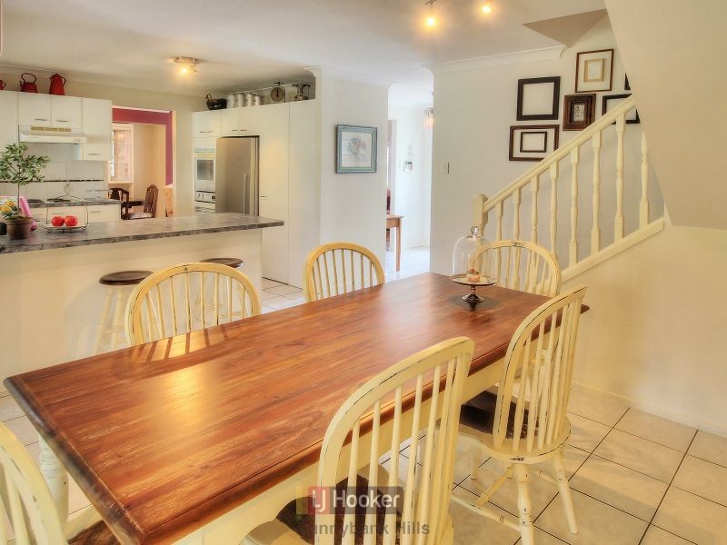 12 Cardigan Place, Sunnybank Hills QLD 4109