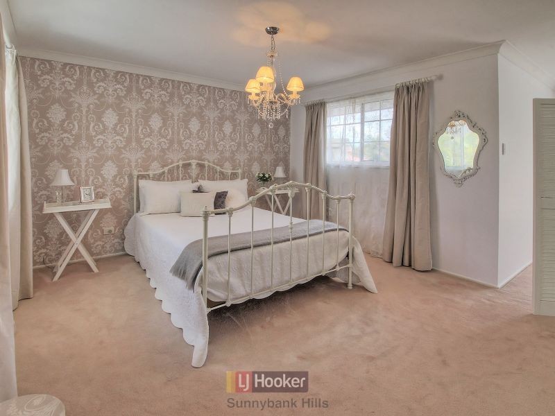 12 Cardigan Place, Sunnybank Hills QLD 4109