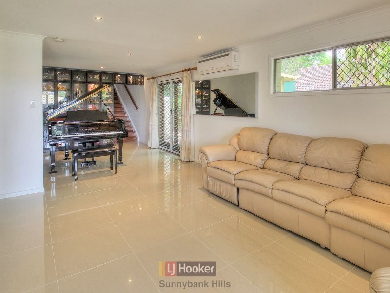 19 Norinda Street, Sunnybank QLD 4109