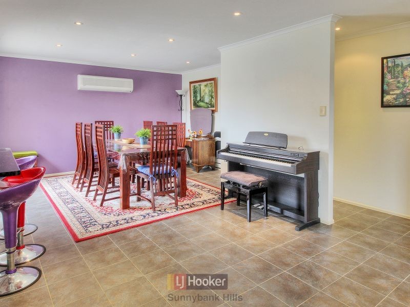 30 Jade Garden Drive, Boronia Heights QLD 4124