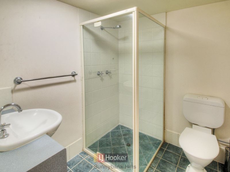 17 Maryland Place, Parkinson QLD 4115