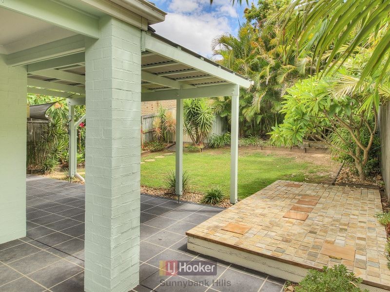17 Maryland Place, Parkinson QLD 4115