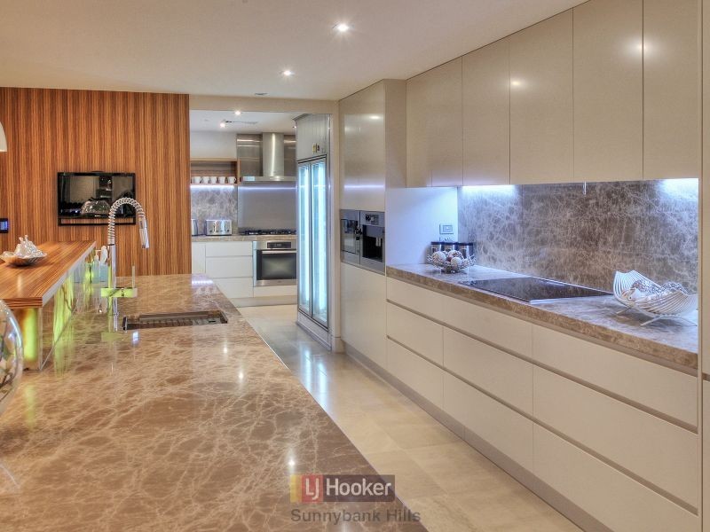 7 Wilonda Street, Robertson QLD 4109