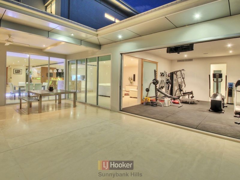 7 Wilonda Street, Robertson QLD 4109