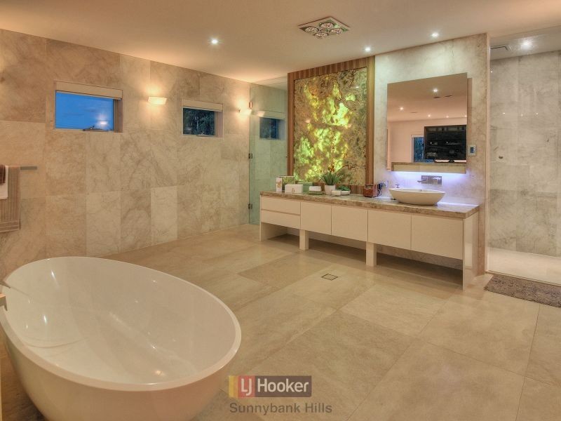 7 Wilonda Street, Robertson QLD 4109