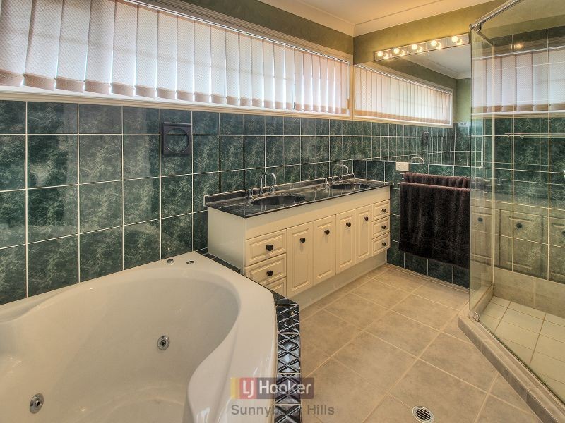 36 Maywood Crescent, Calamvale QLD 4116