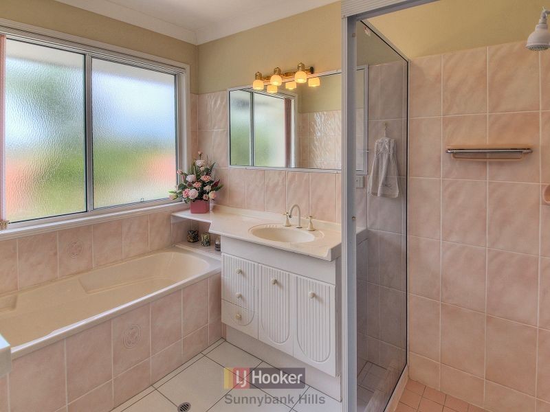 36 Maywood Crescent, Calamvale QLD 4116