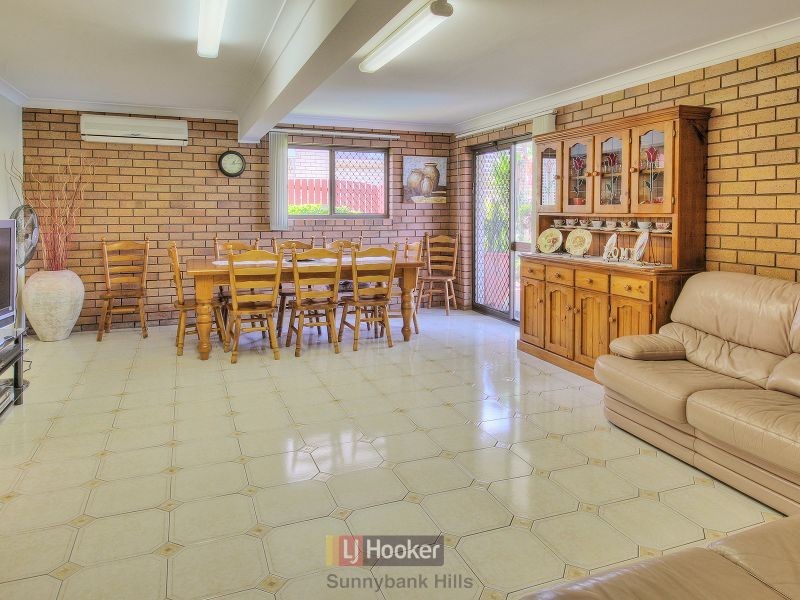 38 Midwood Street, Wishart QLD 4122