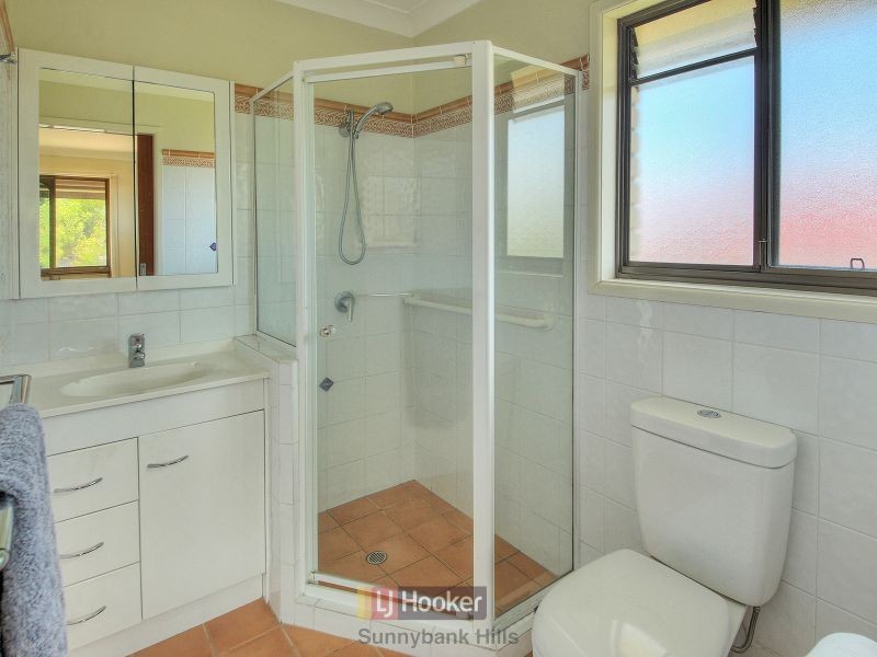 38 Midwood Street, Wishart QLD 4122