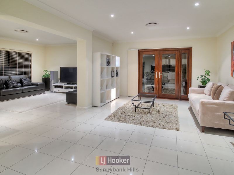 23 Birchwood Place, Stretton QLD 4116