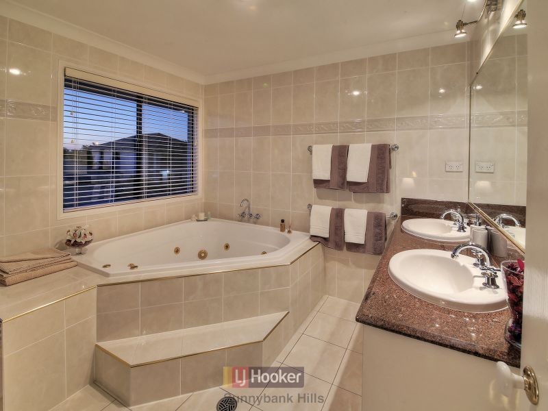 23 Birchwood Place, Stretton QLD 4116