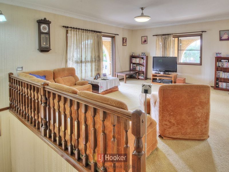 1 Dando Street, Macgregor QLD 4109