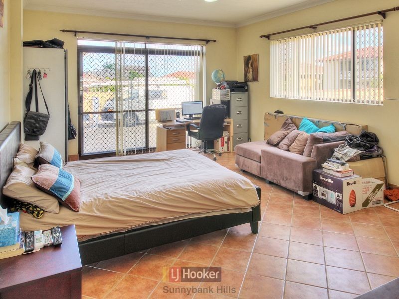 1 Dando Street, Macgregor QLD 4109