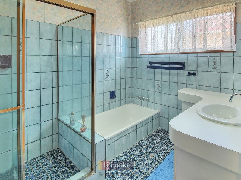 1 Dando Street, Macgregor QLD 4109