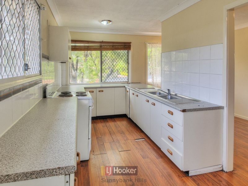 50 Warrigal Road, Runcorn QLD 4113