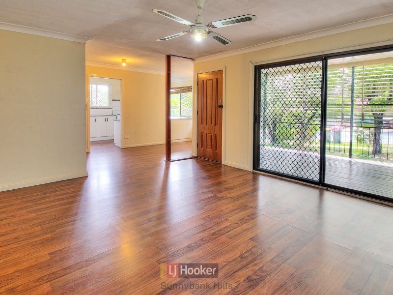 50 Warrigal Road, Runcorn QLD 4113