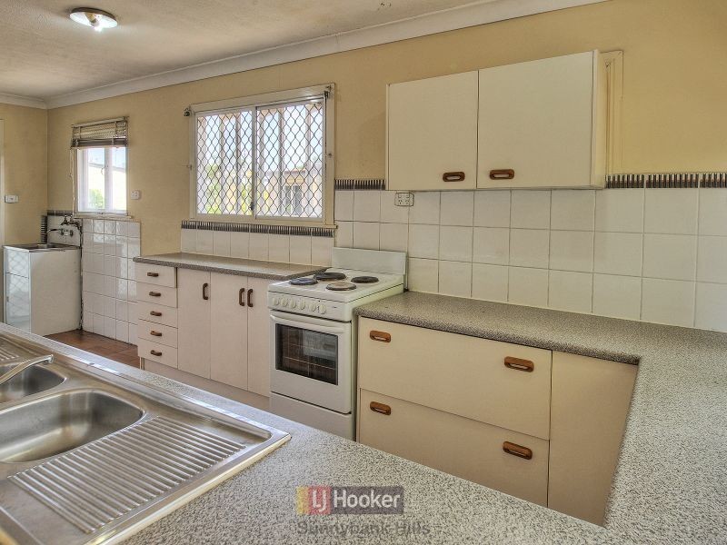 50 Warrigal Road, Runcorn QLD 4113