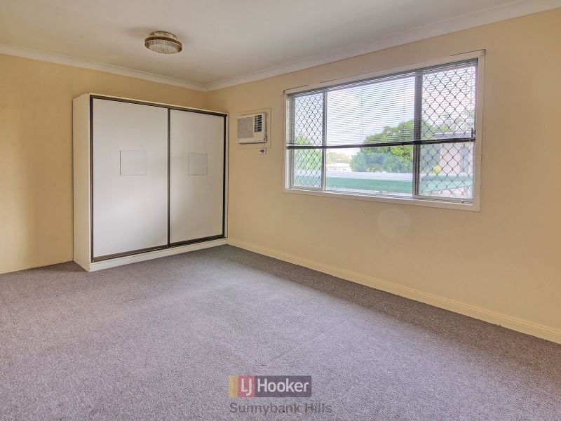 50 Warrigal Road, Runcorn QLD 4113