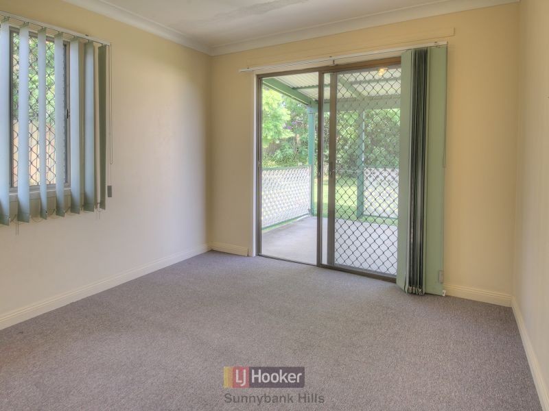 50 Warrigal Road, Runcorn QLD 4113