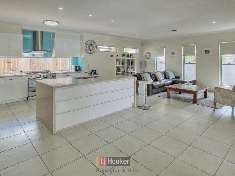 21 Aster Place, Calamvale QLD 4116