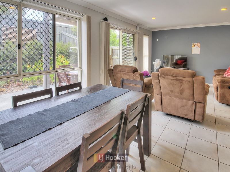 9/1 Daintree Drive, Parkinson QLD 4115