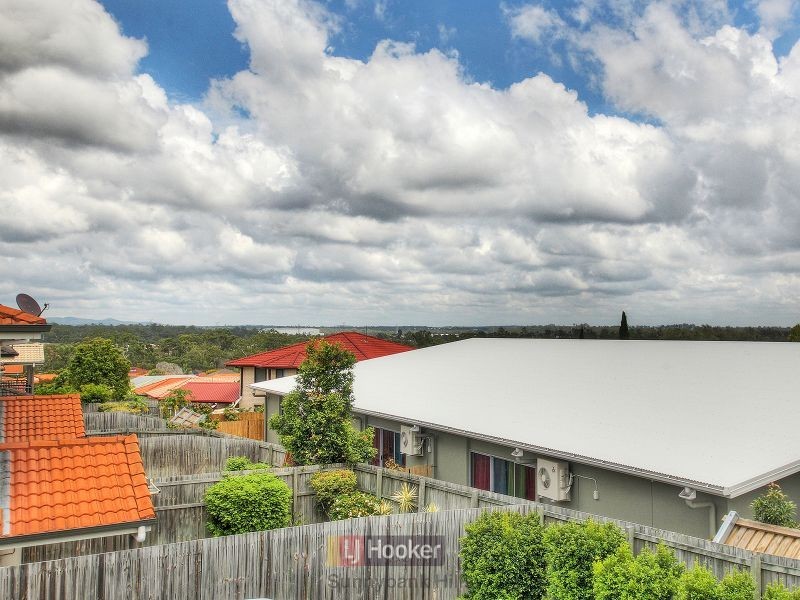 9/1 Daintree Drive, Parkinson QLD 4115