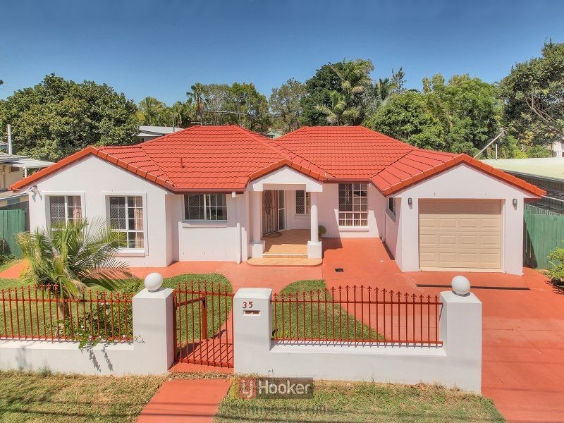 35 Mandarin Street, Coopers Plains QLD 4108