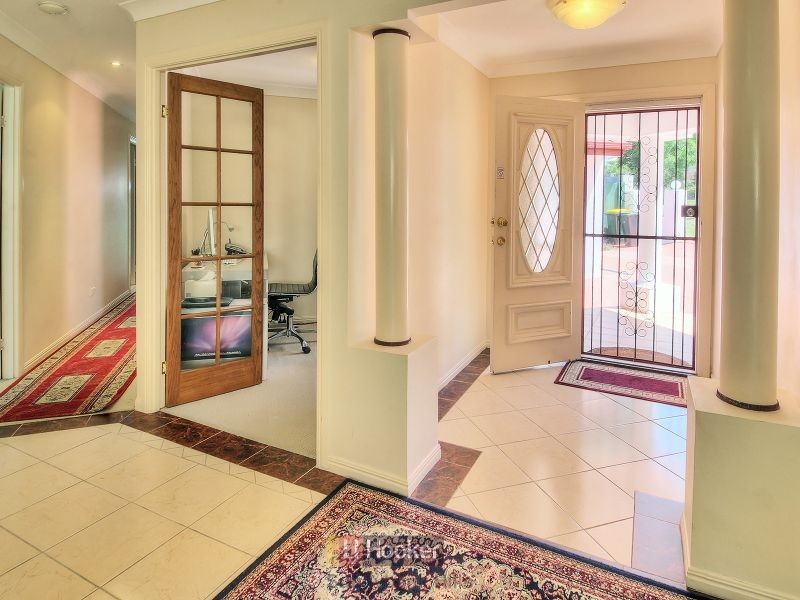 35 Mandarin Street, Coopers Plains QLD 4108