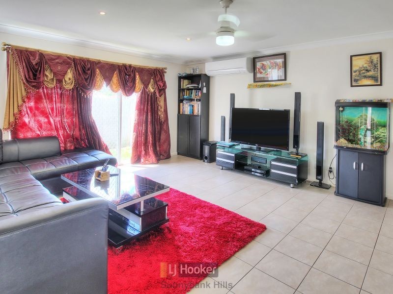 27 Aberdeen Crescent, Kuraby QLD 4112