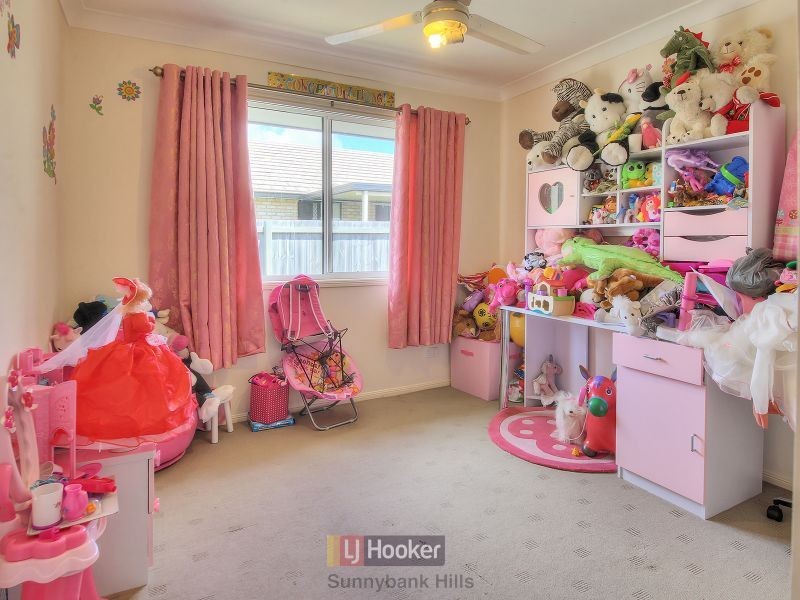 27 Aberdeen Crescent, Kuraby QLD 4112