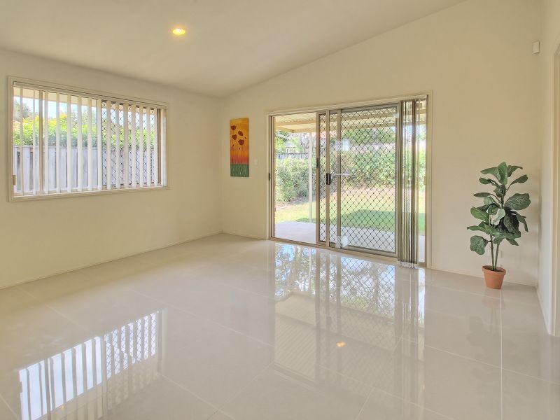 12 Bowerbird Place, Calamvale QLD 4116