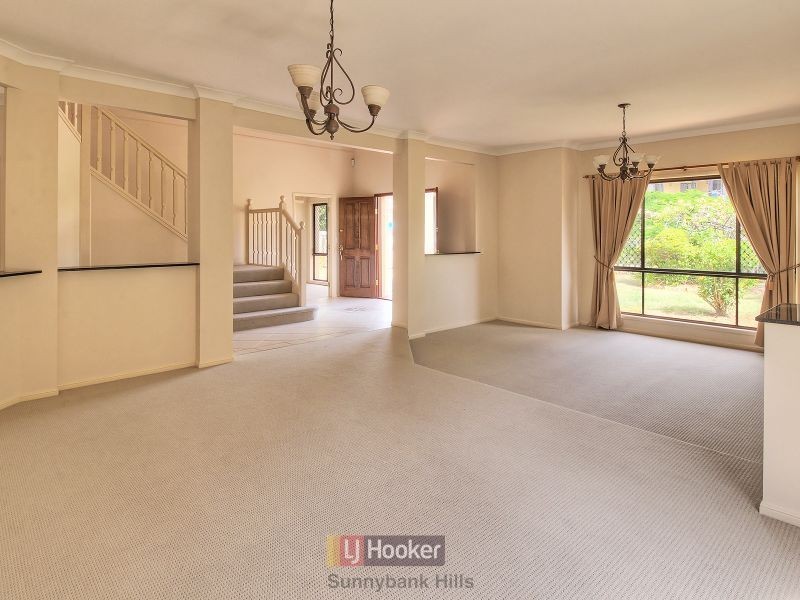11 Grosvenor Close, Sunnybank Hills QLD 4109