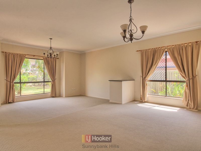 11 Grosvenor Close, Sunnybank Hills QLD 4109