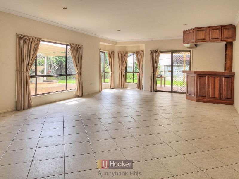 11 Grosvenor Close, Sunnybank Hills QLD 4109