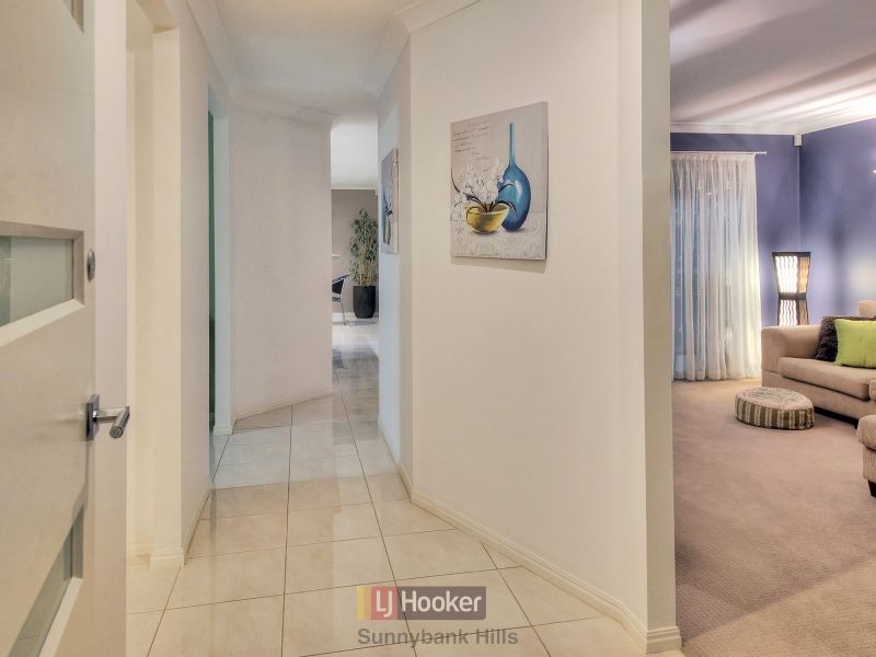 25 Eisenhower Street, Stretton QLD 4116