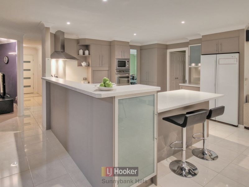 25 Eisenhower Street, Stretton QLD 4116