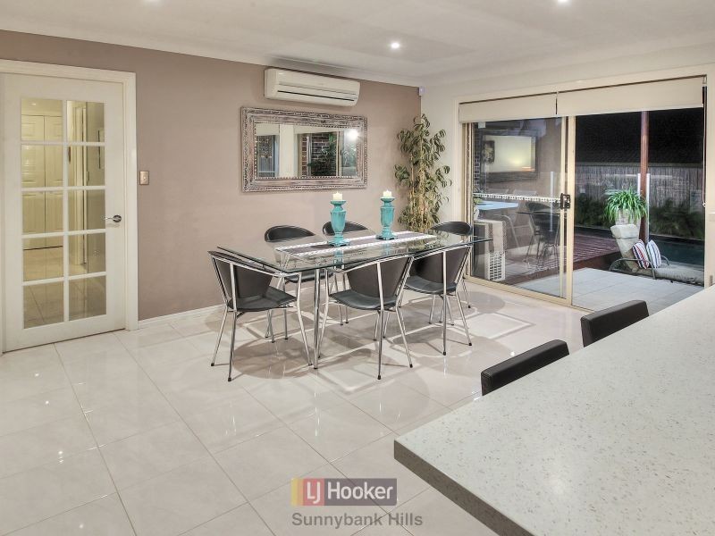 25 Eisenhower Street, Stretton QLD 4116