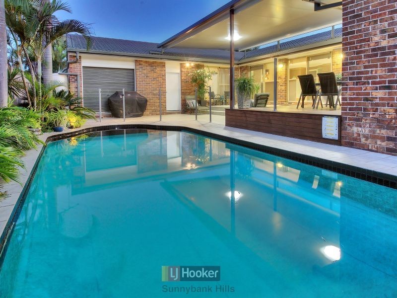 25 Eisenhower Street, Stretton QLD 4116