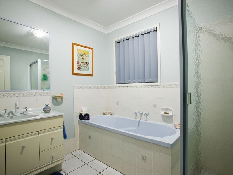 26 Maidenhair Place, Calamvale QLD 4116