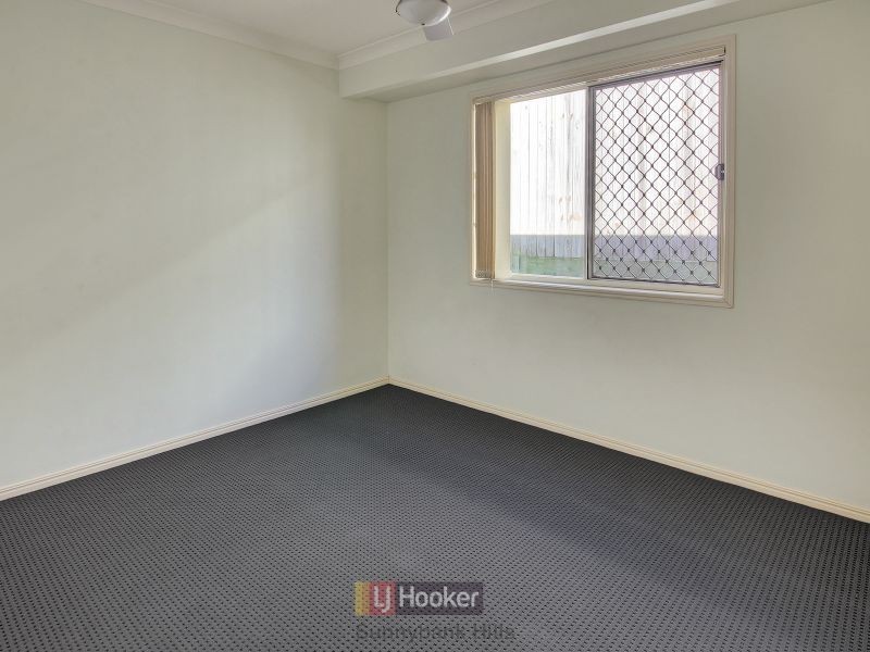 86 Watarrka Drive, Parkinson QLD 4115