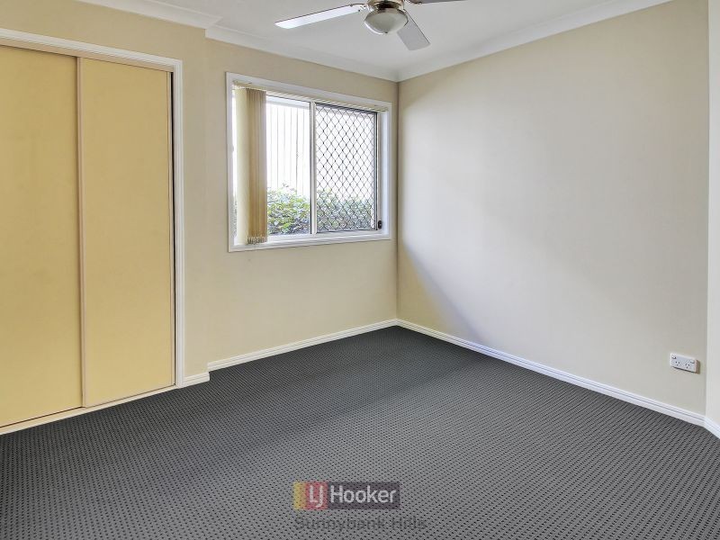 86 Watarrka Drive, Parkinson QLD 4115