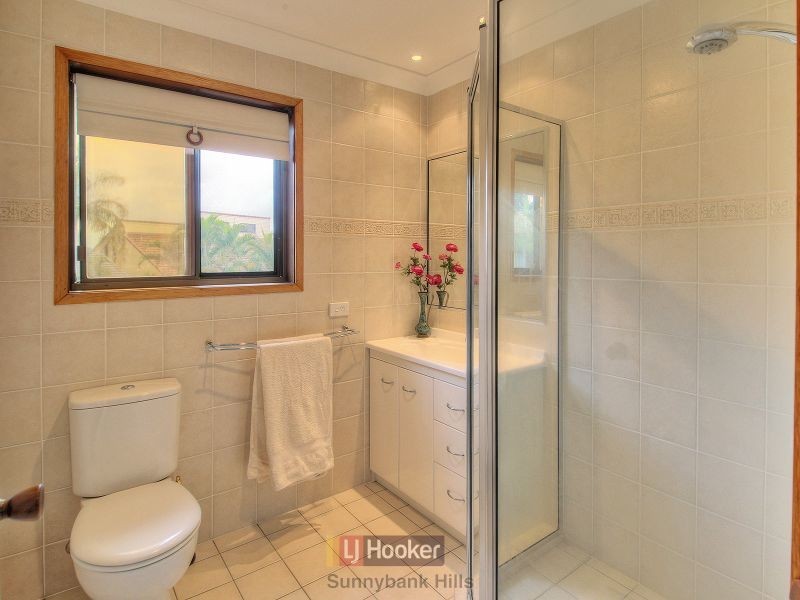 5 Halkin Street, Eight Mile Plains QLD 4113