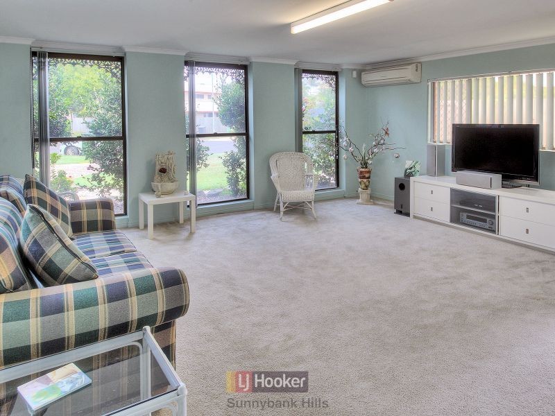 5 Halkin Street, Eight Mile Plains QLD 4113