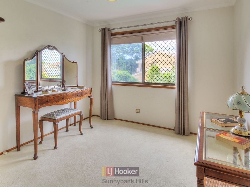 5 Halkin Street, Eight Mile Plains QLD 4113